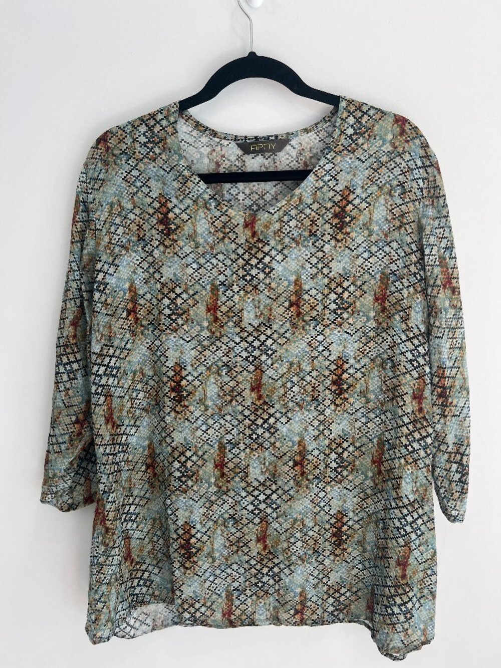 APNY Lightweight Abstract Print Casual V-Neck Blouse